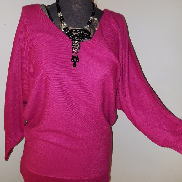❤PRICE DROPS❤ Women Tunic - Picture 2 of 7